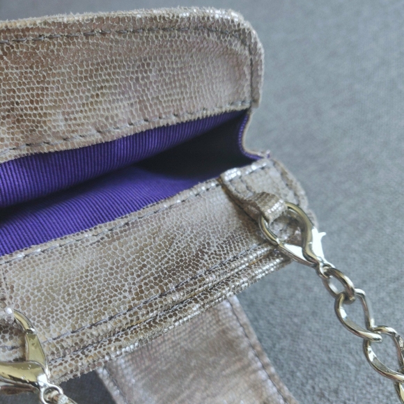 Thale Blanc La Pochette Phone Case - Picture 4 of 8